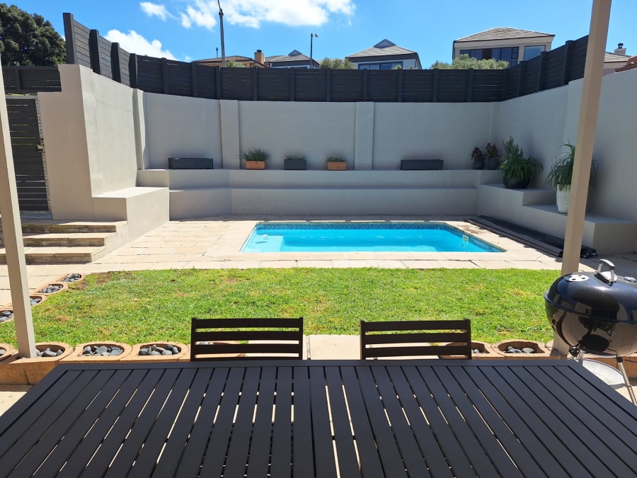 3 Bedroom Property for Sale in Protea Heights Western Cape